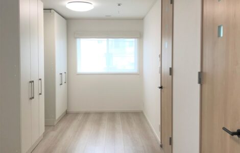 子供室（可動棚で２部屋に仕切れます）